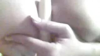 Raguotas apskretėlė sėdi ant dude tai plikas gaidys