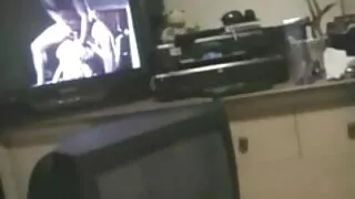 Begėdis garbanotas mergina fondles jos