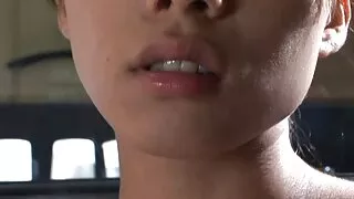 Rūko cigaretę ir masturbates gilus urvas