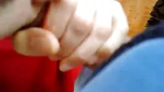 Mergina mėgsta masturbuotis su dildo
