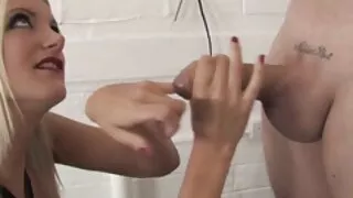 Džiaugiamės, pardavėjas ir davė jam fuck ant stalo