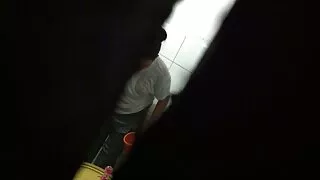 Po pasakojimo apie save ponia paėmė į burną ir davė iš paskos