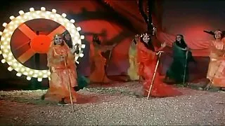 Ant lovos žmona sucks ir fucks Vyras